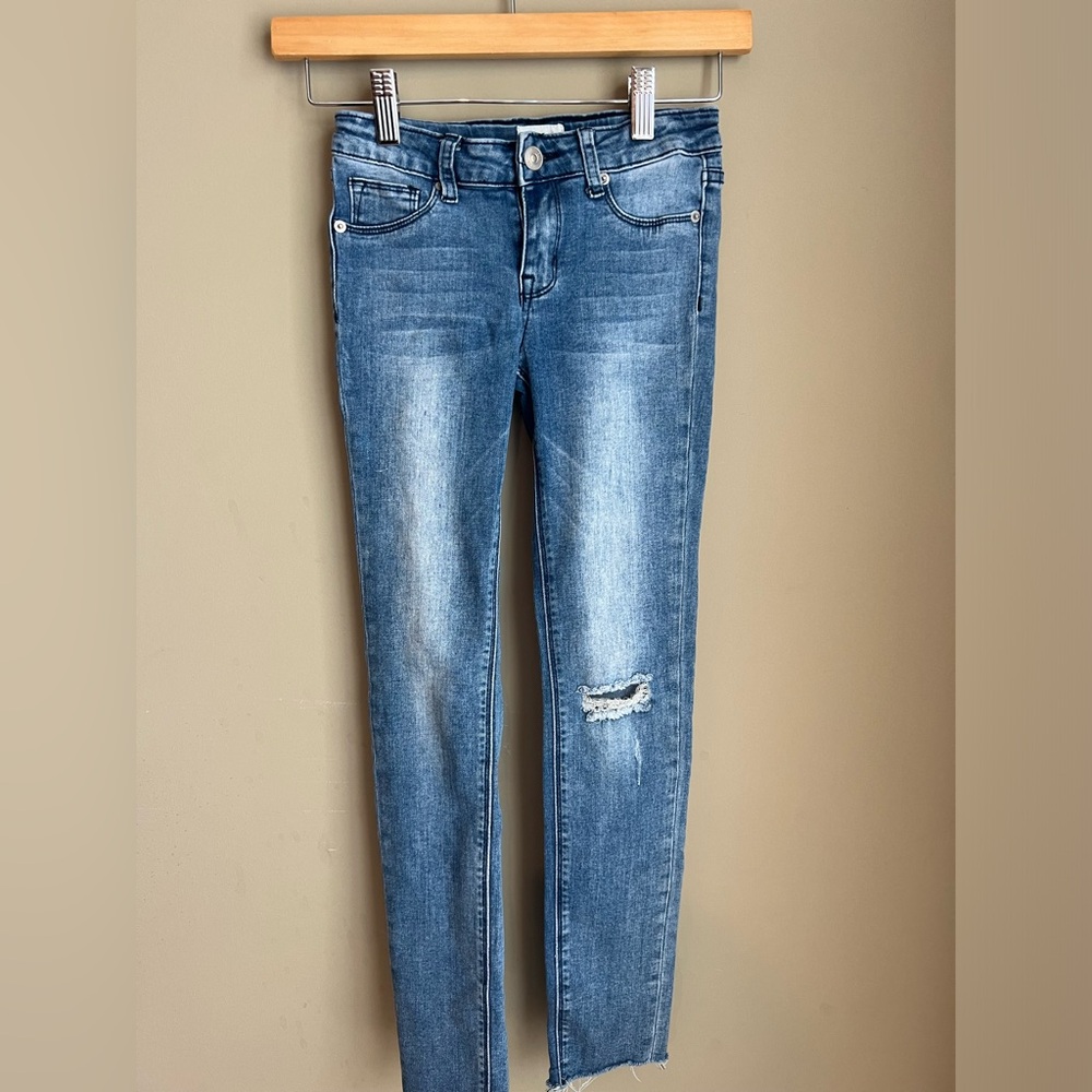 Hudson Jeans, girls size 10 fringed bottom skinny jeans